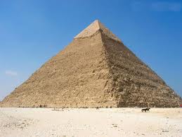 Pirámide áurea